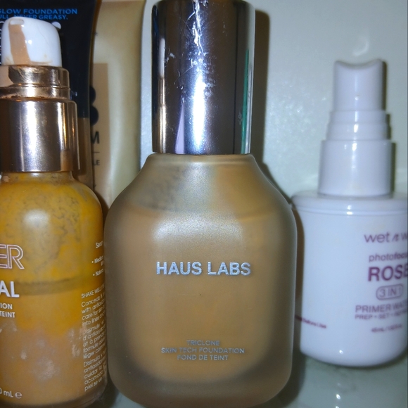 Haus of labs trilecone foundation - Picture 2 of 3